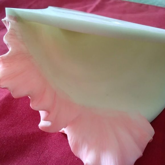 Ibis & Orchid Wall Vase “Hibiscus & Hummingbird“ - Picture 5 of 7